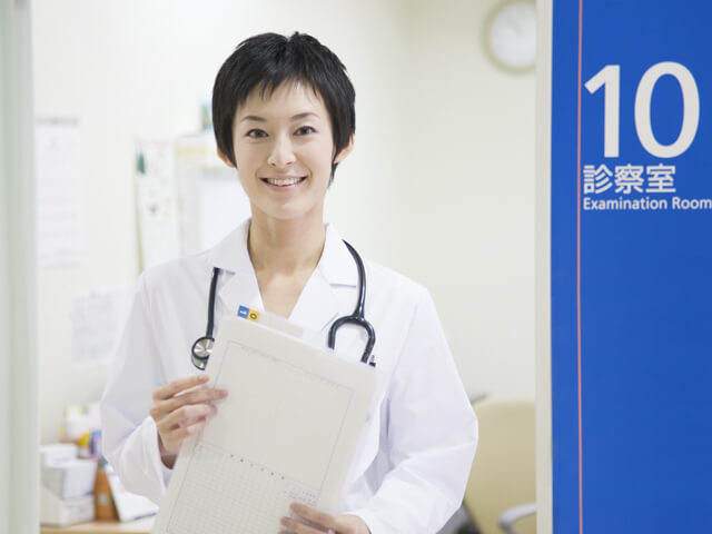 大阪の医師の平均年収と全国平均との比較